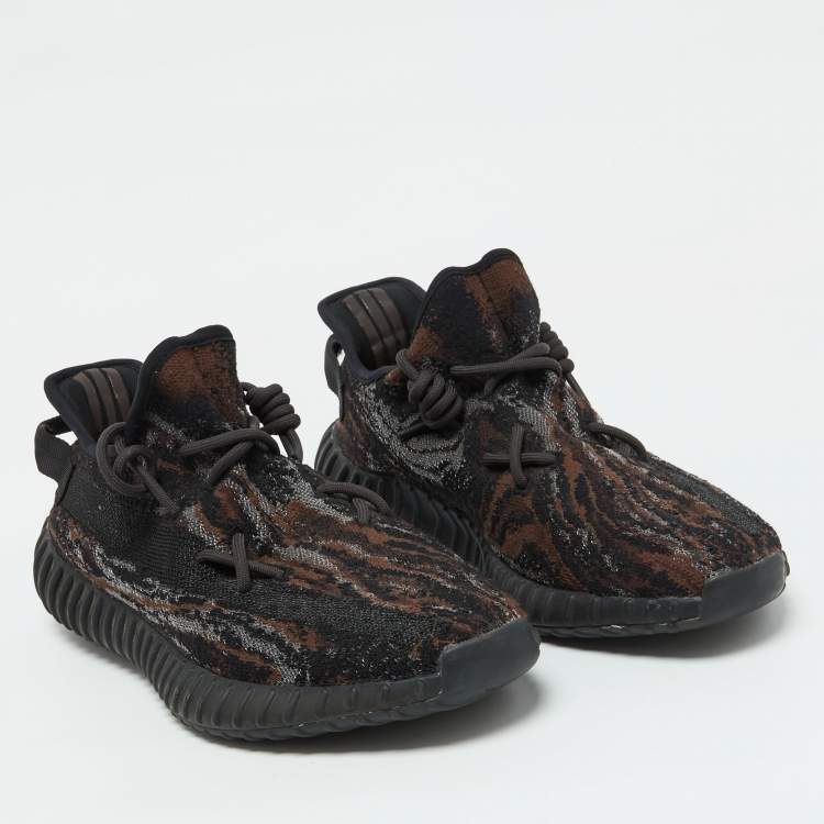 Pre Owned Yeezy x Adidas Black/Brown Knit Fabric Boost 350 V2 MX Rock Sneakers Size 45 1/3
