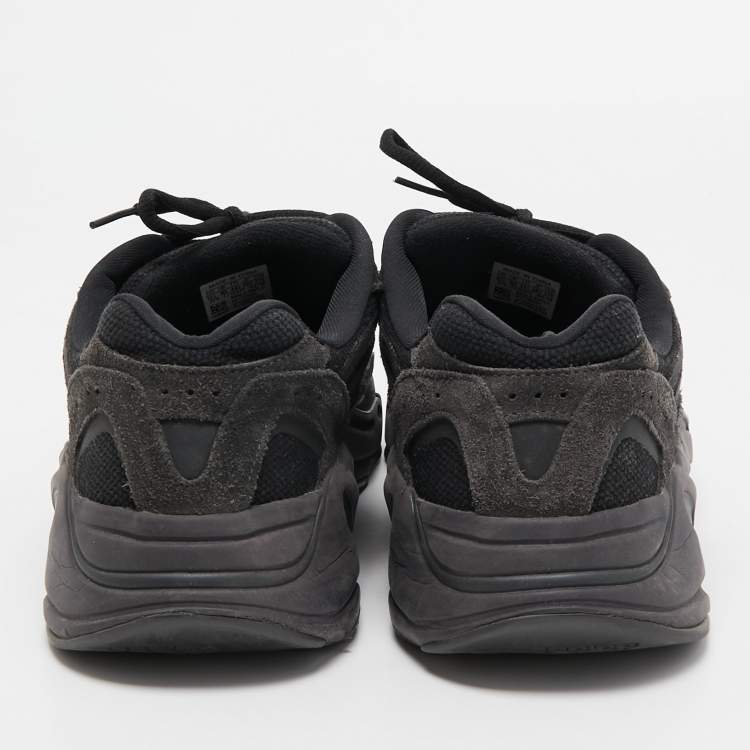 Pre Owned Yeezy x Adidas Black/Grey Suede And Canvas Boost 700 V2 Vanta Sneakers Size 44 2/3