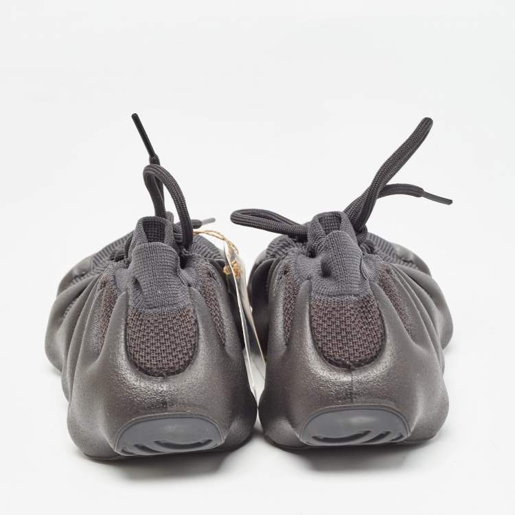 Pre Owned Yeezy x Adidas Black Knit Fabric 450 Utility Black Sneakers Size 36