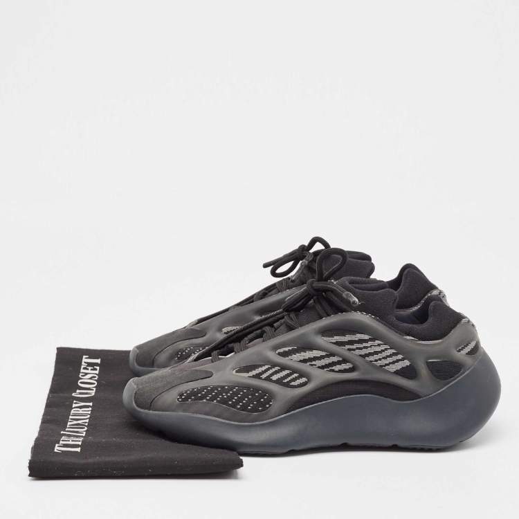 Pre Owned Yeezy x Adidas Black Mesh Yeezy 700 V3 Alvah Sneakers Size 40 2/3