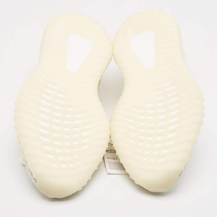 مملوكة مسبقًا Yeezy x Adidas Off White Knit Fabric Boost 350 V2 Bone Sneakers Size 43 1/3