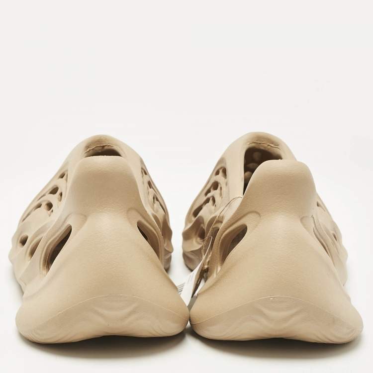 Pre Owned Yeezy x Adidas Beige Rubber Foam RNR Slip On Sneakers Size 46