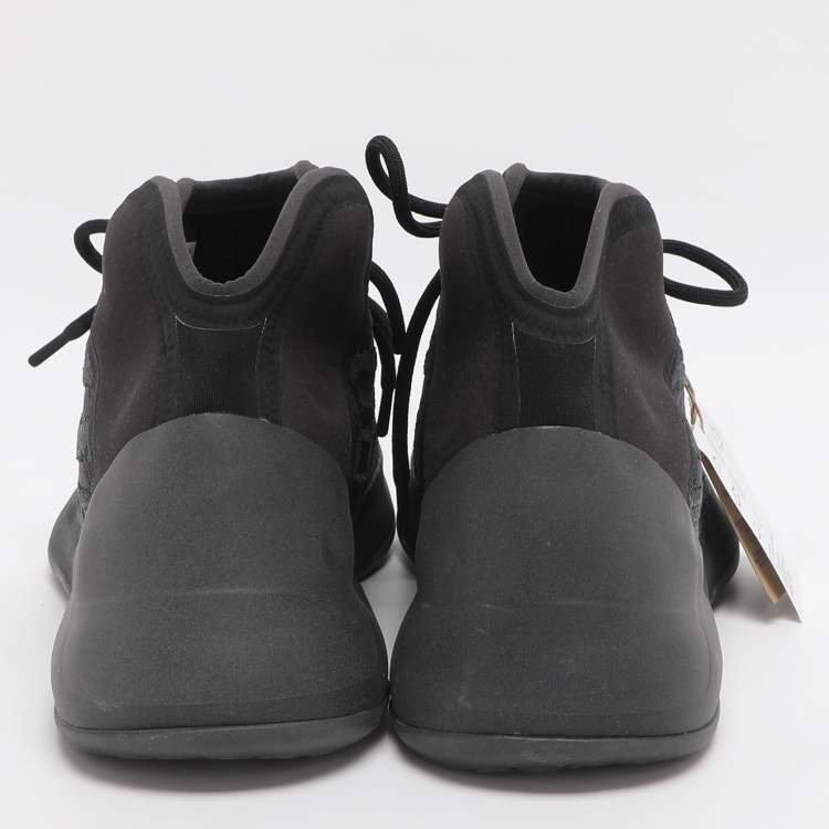 Pre Owned Yeezy x Adidas QNTM Onyx Size 44 Black Neoprene and Mesh High Top Sneakers