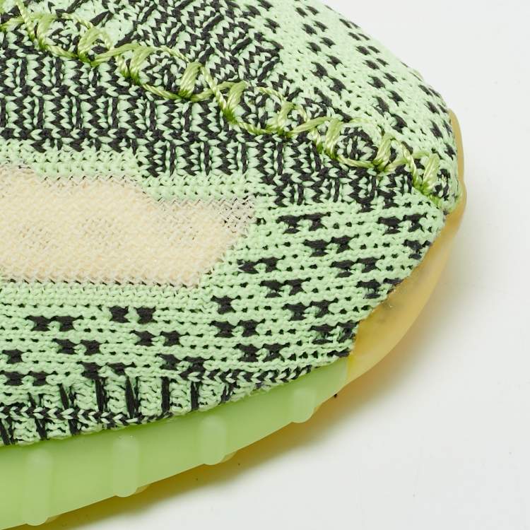 Pre Owned Yeezy x Adidas Boost 350 V2 Yeezreel (Non Reflective) Size 46 2/3 Neon Green Knit Fabric Sneakers