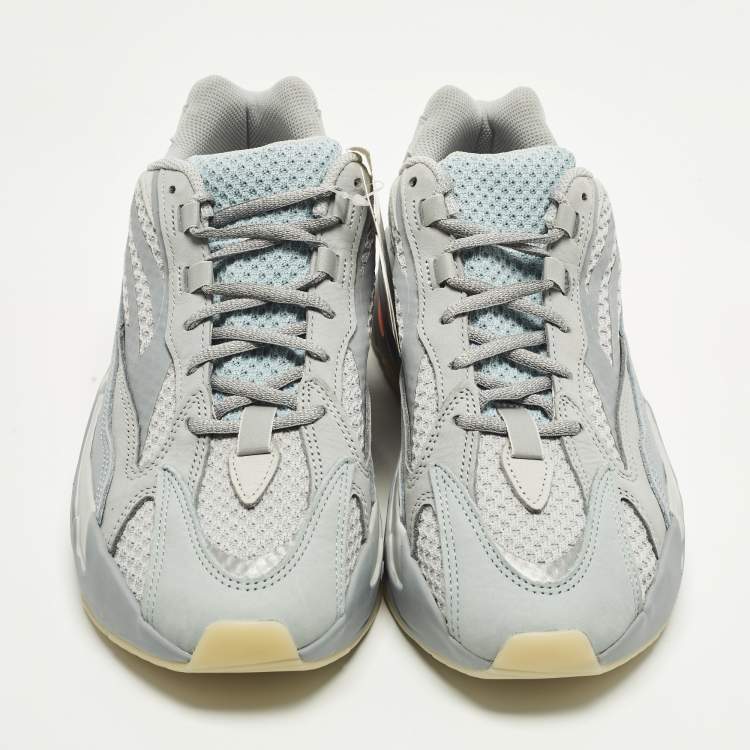 Pre Owned Yeezy x Adidas Boost 700 V2 Size 44 Blue/Grey Knit Fabric and Leather Low Top Sneakers