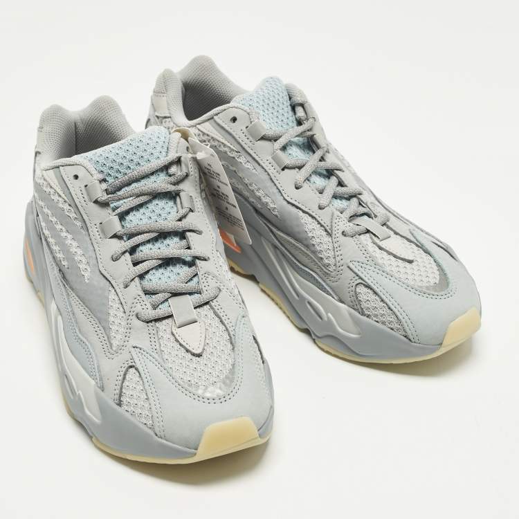 Pre Owned Yeezy x Adidas Boost 700 V2 Size 44 Blue/Grey Knit Fabric and Leather Low Top Sneakers