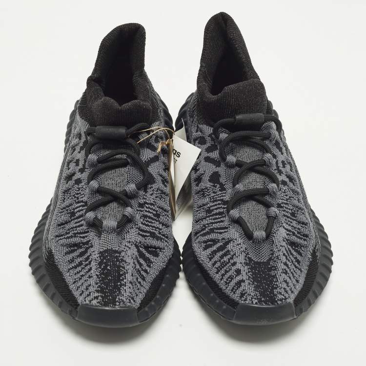 Pre Owned Yeezy x Adidas Boost 350 V2 CMPCT Size 42 Black Knit Fabric Lace Up Sneakers