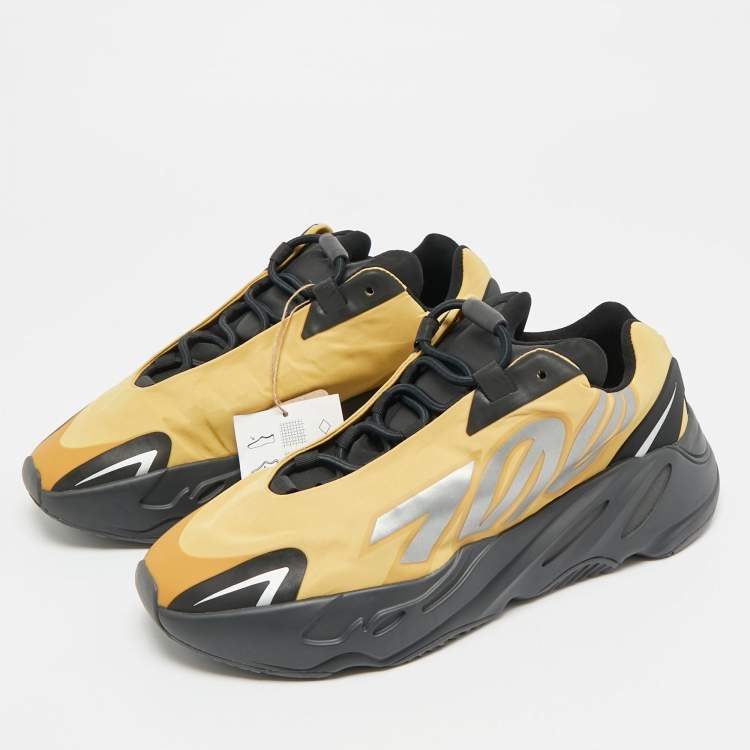 Pre Owned Yeezy x Adidas Boost 700 MNVN Size 41.5 Honey Flux Nylon Low Top Sneakers