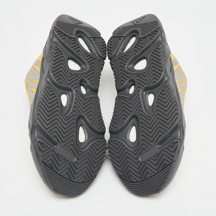 Pre Owned Yeezy x Adidas Boost 700 MNVN Size 41.5 Honey Flux Nylon Low Top Sneakers