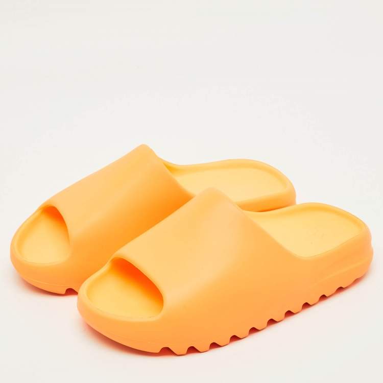 Pre Owned Yeezy x Adidas Size 42 Orange Enfora Rubber Pool Slide