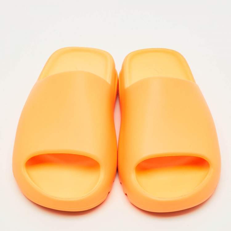 Pre Owned Yeezy x Adidas Size 42 Orange Enfora Rubber Pool Slide