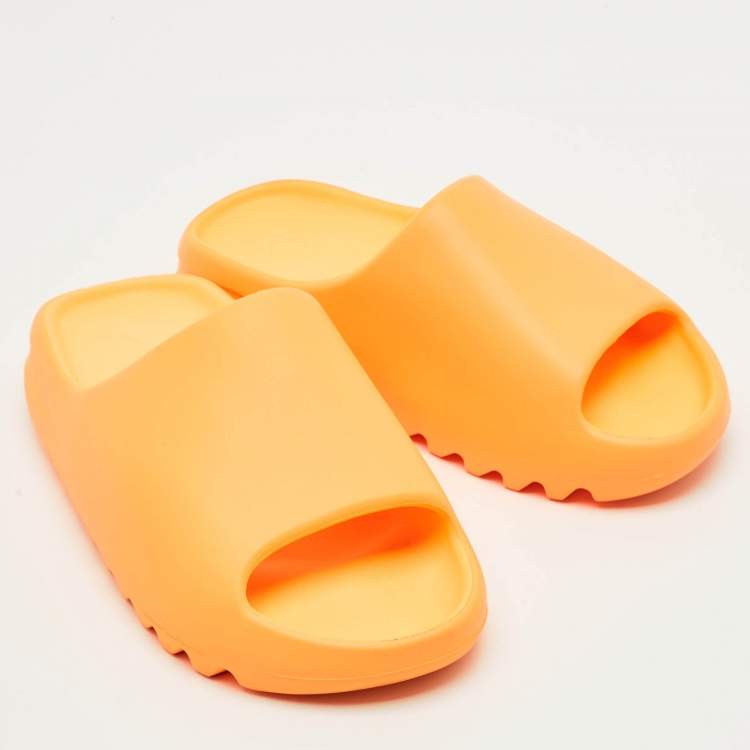 Pre Owned Yeezy x Adidas Size 42 Orange Enfora Rubber Pool Slide