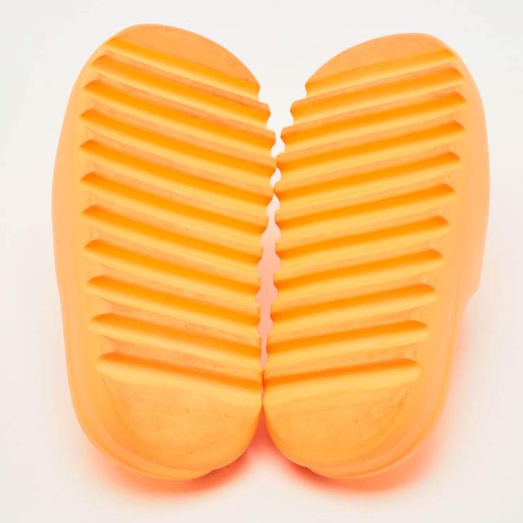 Pre Owned Yeezy x Adidas Size 42 Orange Enfora Rubber Pool Slide