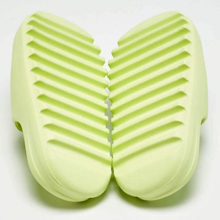 Pre Owned Yeezy x Adidas Slide Glow Green Size 39 Neon Green Rubber Sandals