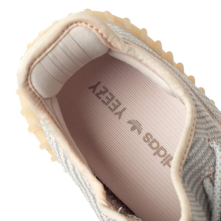 Pre Owned Yeezy x Adidas Light Pink/Grey Cotton Knit Boost 350 V2 Synth Non-Reflective Sneakers Size 44