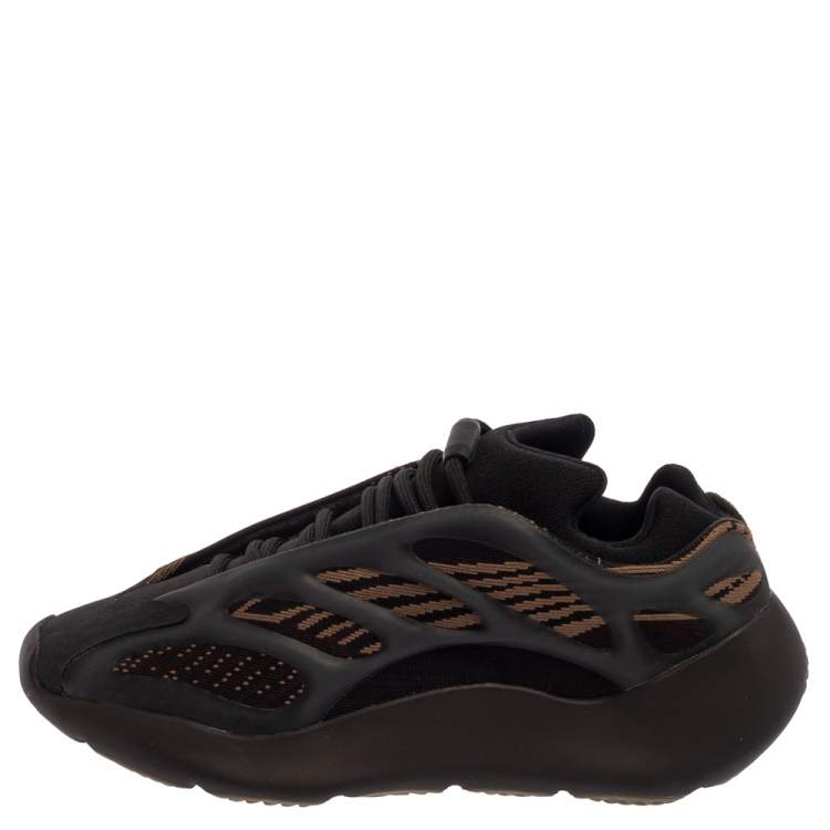 مملوكة مسبقًا Yeezy x adidas Brown Polyurethane And Mesh 700 V3 Clabro Sneakers Size 38 2/3