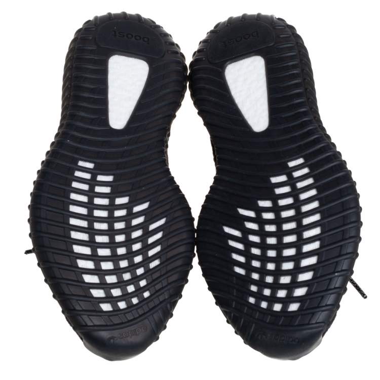 Pre Owned Yeezy x adidas Black Cotton Knit Boost 350 V2 Black Non-Reflective Sneakers Size 44 2/3