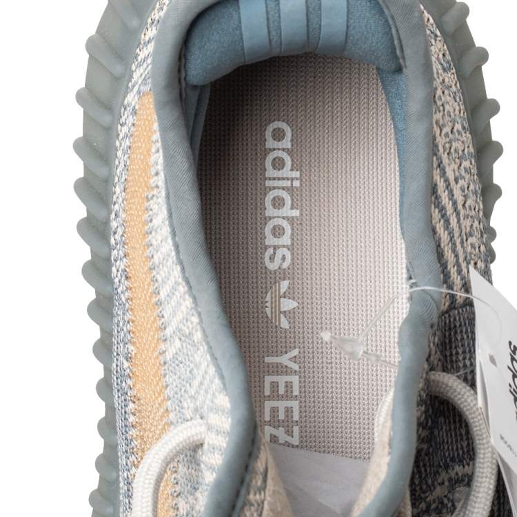 Pre Owned Yeezy x adidas Grey/Beige Knit Fabric Boost 350 V2 Israfil Low Top Sneakers Size 40 2/3