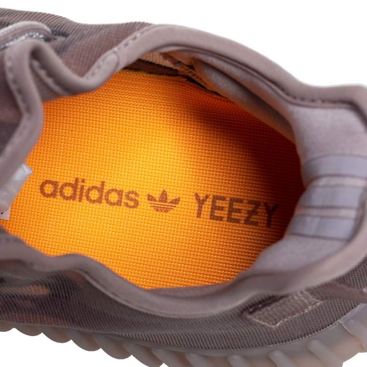 Pre Owned Yeezy x Adidas Beige Mesh 350 V2 Mono Mist Sneakers Size 46 2/3
