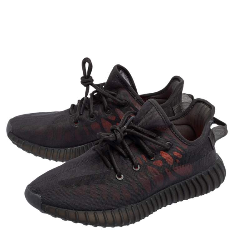 Pre Owned Yeezy x Adidas Black Mesh 350 V2 Mono Cinder Sneakers Size 40 2/3