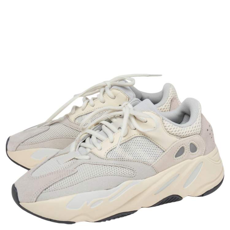 Pre Owned Yeezy x Adidas White Leather, Suede And Mesh Boost 700 Analog Sneakers Size 40