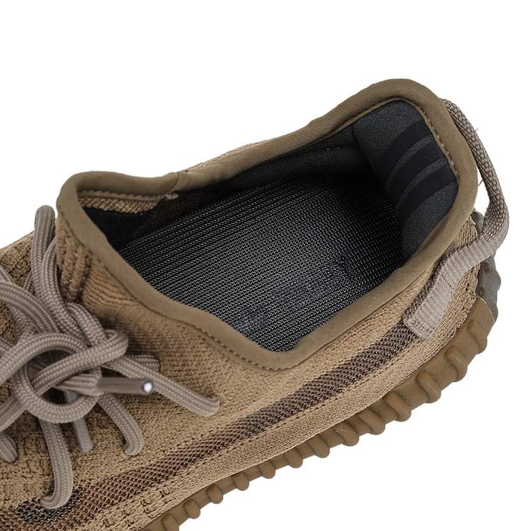 Pre Owned Yeezy x Adidas Brown Knit Fabric Boost 350 V2 Earth Sneakers Size 41 1/3