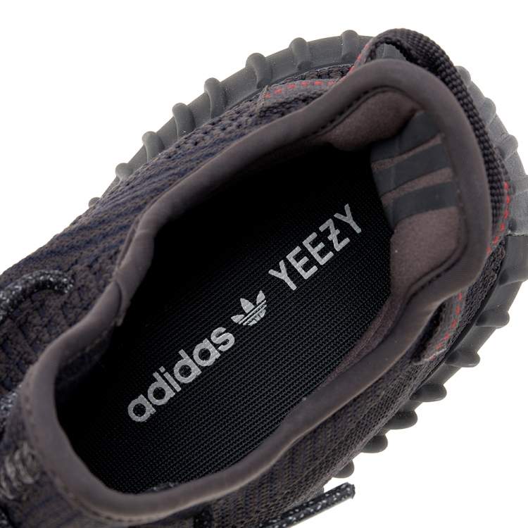 Pre Owned Yeezy x Adidas Black Knit Fabric Boost 350 V2 Static Reflective Low Top Sneakers Size 43 1/3