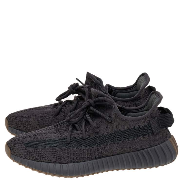 Pre Owned Yeezy x Adidas Black Knit Fabric Boost 350 V2 Black Cinder Low Top Sneakers Size 42 2/3