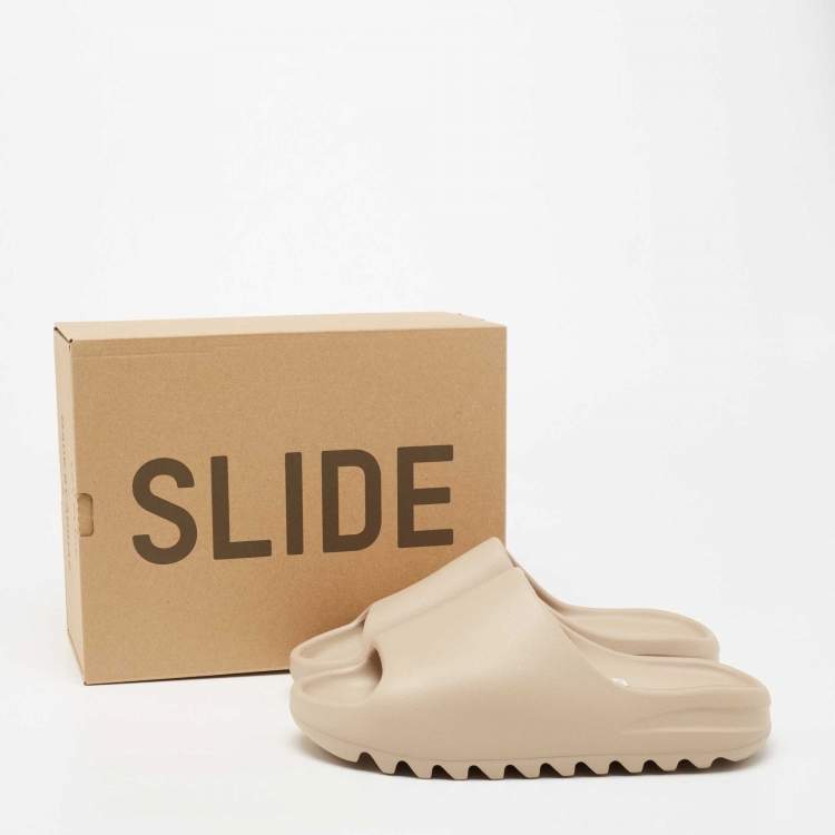 مملوكة مسبقًا Yeezy x Adidas Beige Rubber 'Pure' Slide Sandals Size 43
