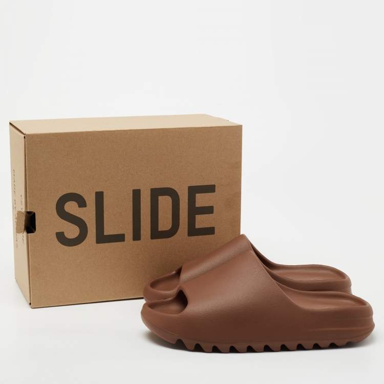 Pre Owned Yeezy x Adidas  Brown Rubber Ochre Slides  Size 43