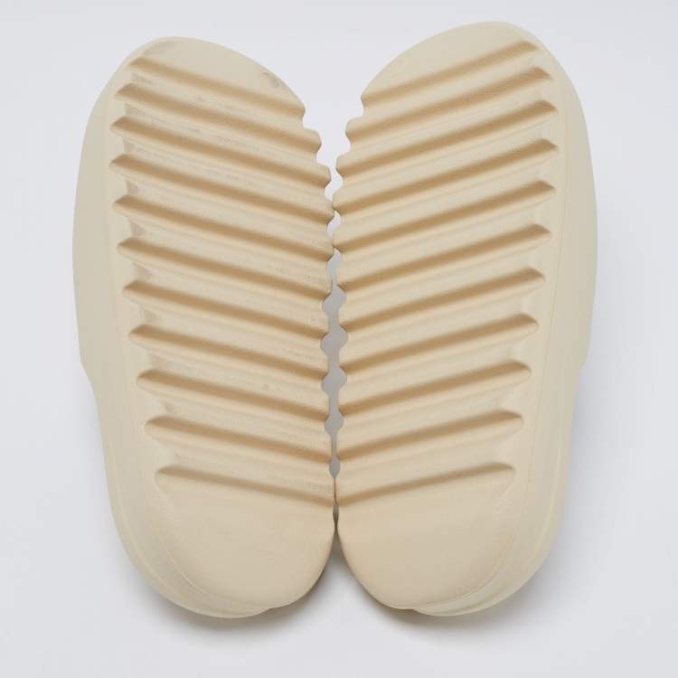Pre Owned Yeezy x Adidas Beige Rubber Pure Slides Size 46