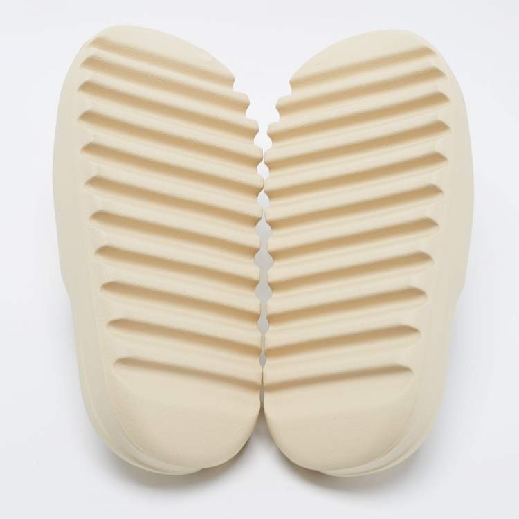 Pre Owned Yeezy x Adidas Beige Rubber Slide Pure Sandals Size 42