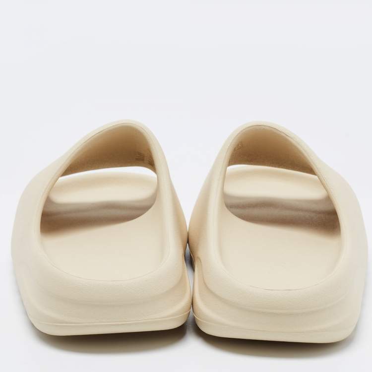 Pre Owned Yeezy x Adidas Beige Rubber Slide Pure Sandals Size 42