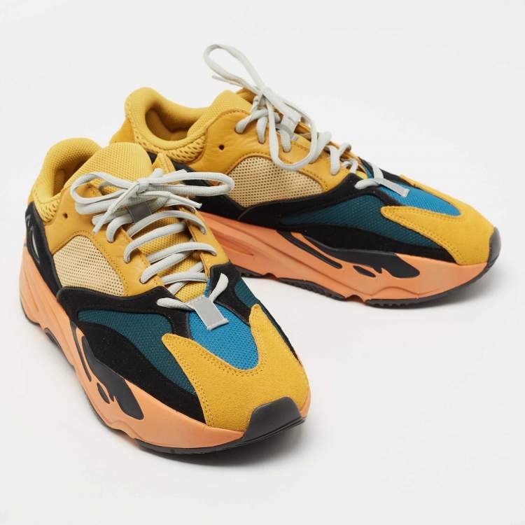 مملوكة مسبقًا Yeezy x Adidas Multicolor Suede and Mesh Boost 700 Sun Sneakers Size 44