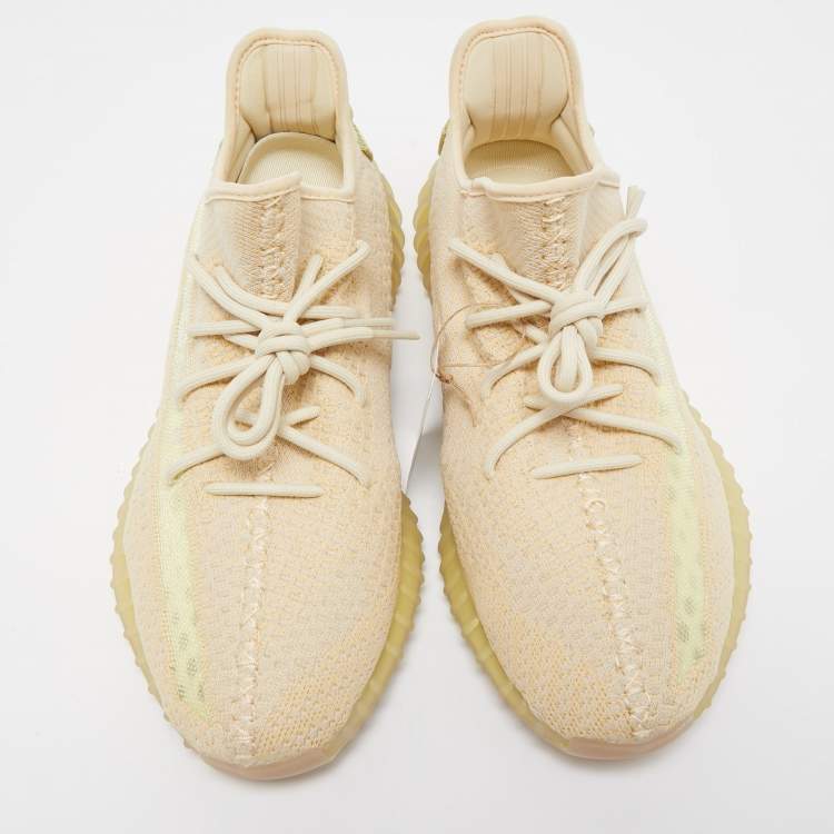مملوكة مسبقًا Yeezy x Adidas Beige Knit Fabric Boost 350 V2 Cloud Sneakers Size 48