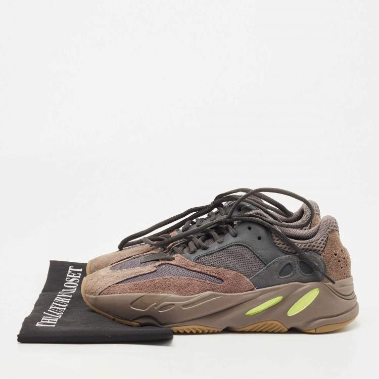 Pre Owned Yeezy x Adidas Multicolor Suede and Mesh Boost 700 V2 Mauve Sneakers Size 40 2/3