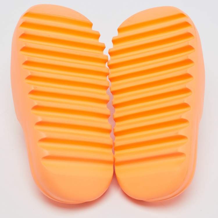 Pre Owned Yeezy x Adidas Orange Rubber Enflame Slides Size 37