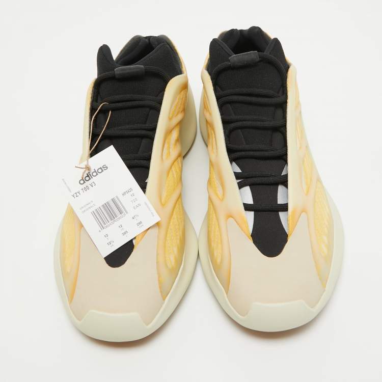 مملوكة مسبقًا Yeezy x Adidas Tricolor Mesh and Rubber 700 V3 Mono Safflower Sneakers Size 47 1/3