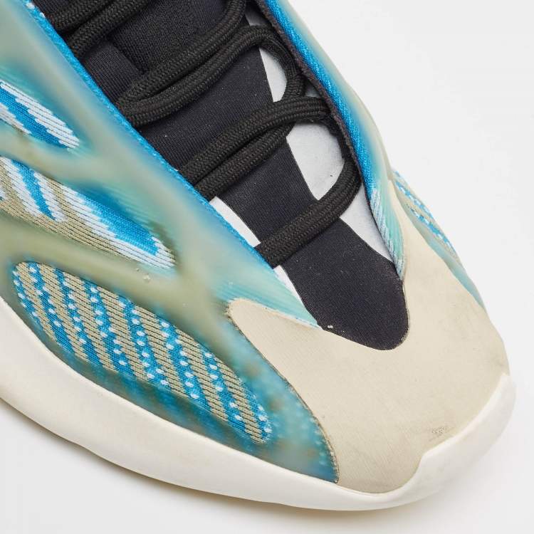 Pre Owned Yeezy x Adidas Blue/White Knit Fabric 700 V3 Arzareth Sneakers Size 42