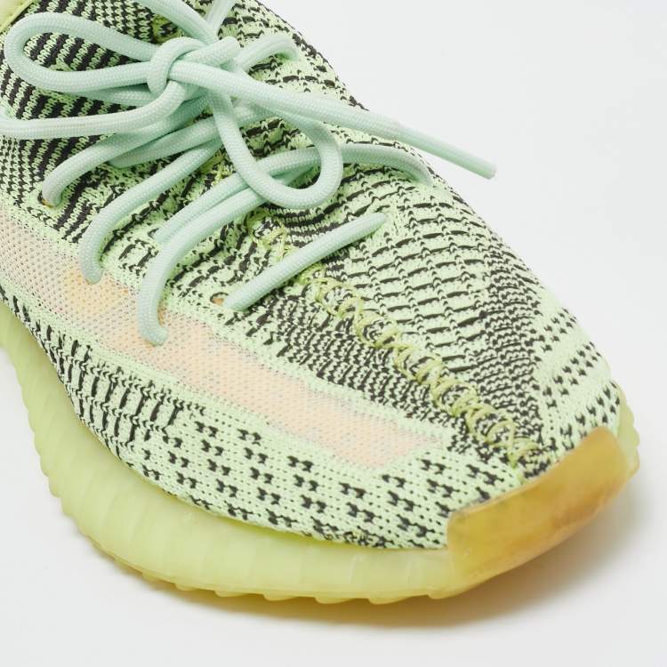 مملوكة مسبقًا Yeezy x adidas Green/Black Knit Fabric boost 350 v2 Yeezreel Sneakers Size 40