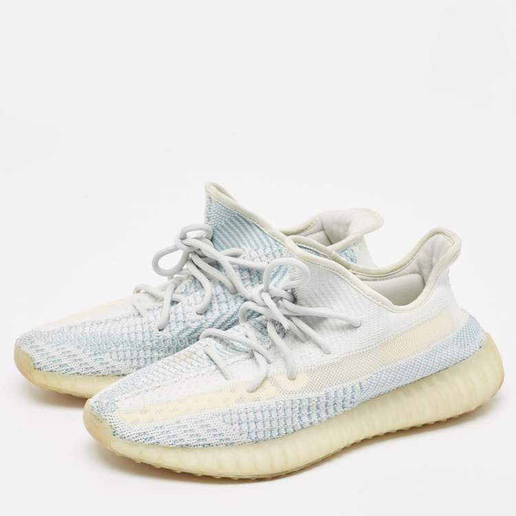 Pre Owned Yeezy x Adidas Blue/White Knit Fabric Boost 350 V2 Cloud White Sneakers Size 43 1/3