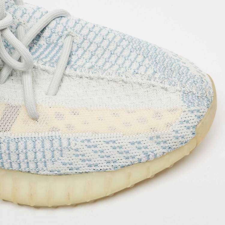 Pre Owned Yeezy x Adidas Blue/White Knit Fabric Boost 350 V2 Cloud White Sneakers Size 43 1/3