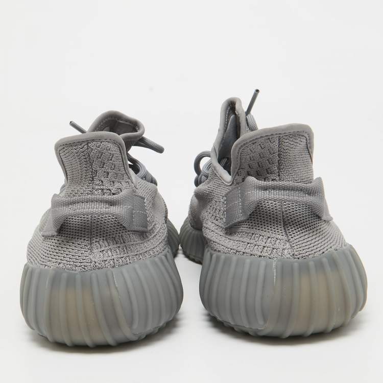 Pre Owned Yeezy x Adidas Grey Knit Fabric Boost 350 V2 Grey Sneakers Size 46