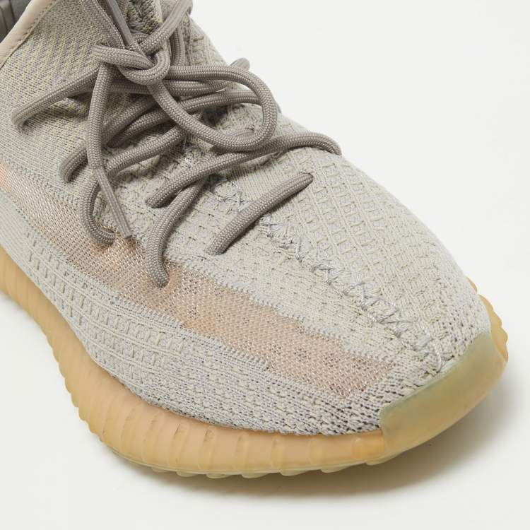 مملوكة مسبقًا Yeezy x Adidas Grey Knit Fabric Boost 350 V2 True Form Sneakers Size 44