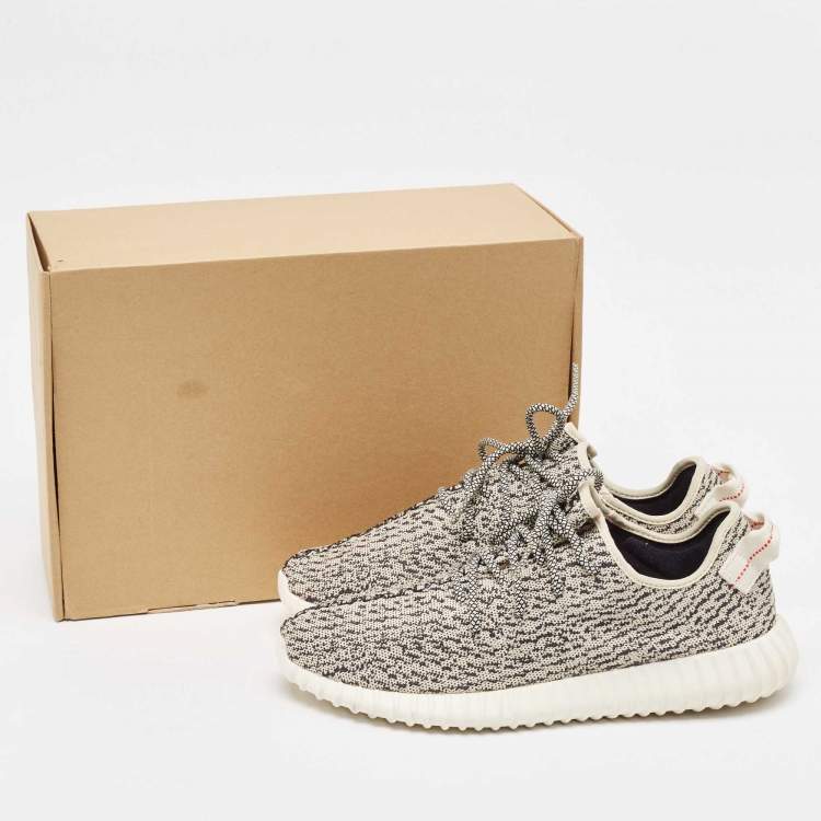Pre Owned Yeezy x Adidas Black/Cream Knit Fabric Boost 350 V2 Lace Up Sneakers Size 46 2/3 