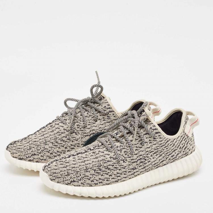 Pre Owned Yeezy x Adidas Black/Cream Knit Fabric Boost 350 V2 Lace Up Sneakers Size 46 2/3 