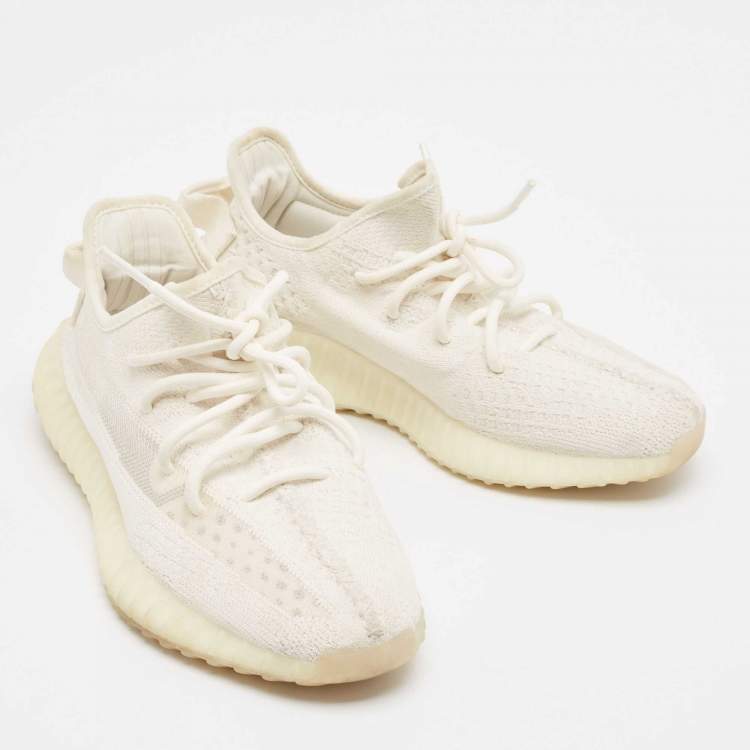 مملوكة مسبقًا Yeezy x Adidas Off White Knit Fabric Boost 350 V2 Bone Sneakers Size 40