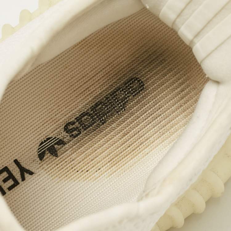 Pre Owned Yeezy x Adidas White Knit Fabric Boost 350 V2 Cream Sneakers Size 37 1/3
