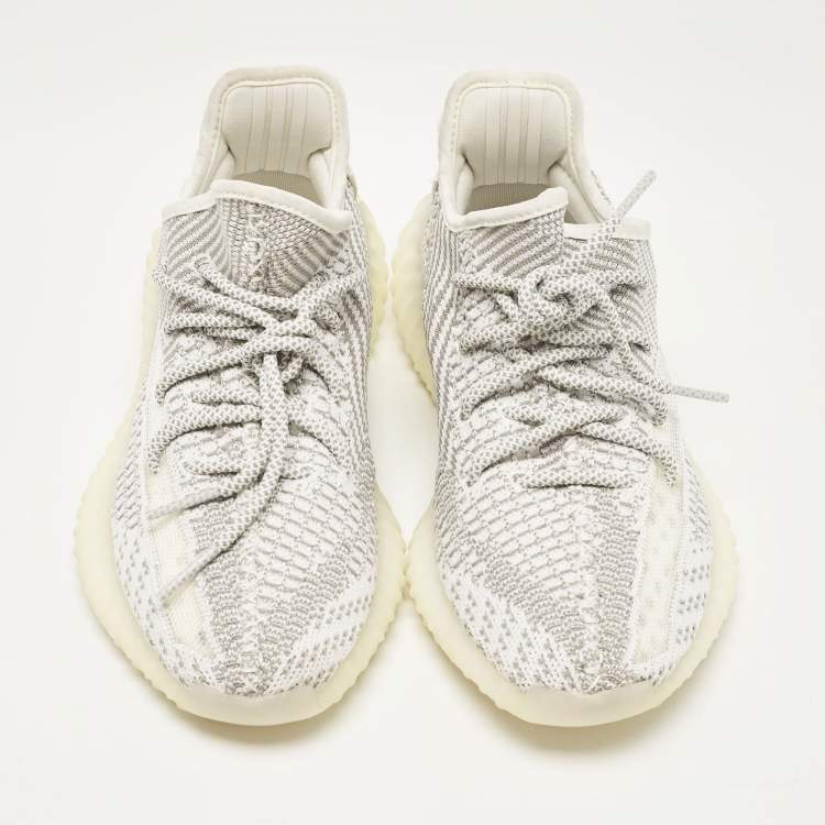 مملوكة مسبقًا Yeezy x Adidas White/Grey Knit Fabric Boost 350 V2 Static (Non-Reflective) Sneakers Size 39 1/3