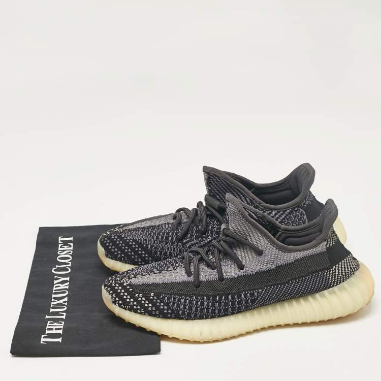 Pre Owned Yeezy x Adidas Black/Grey Knit Fabric Boost 350 V2 Carbon Sneakers Size 42